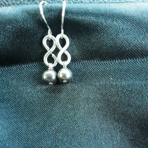925 sterling silver infinity link peacock pearl earrings